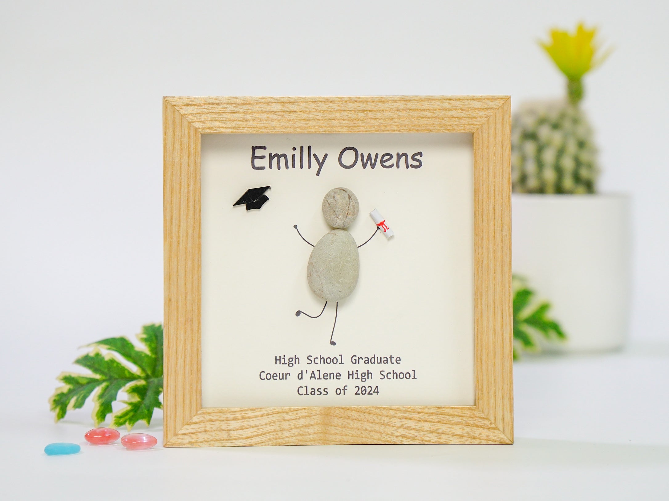 Personalised Graduation Pebble Picture - Framed Pebble Art - Graduation Gift 2024- Graduation Gifts For Him Her - Congratulations - Grad