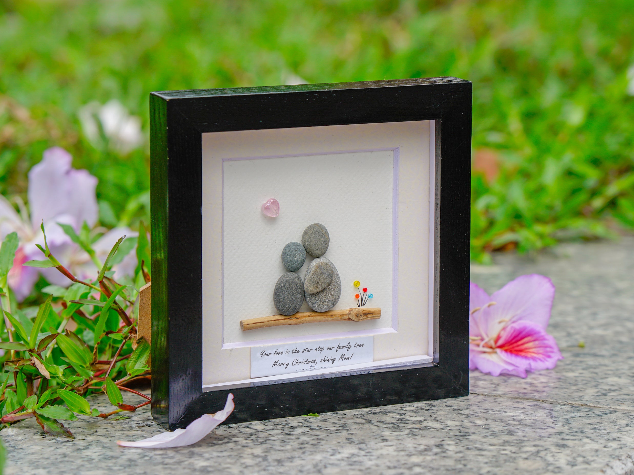 Handcrafted Pebble Art Family Picture Frame, Christmas Pebble Art For Mom, Christmas Gift from Daughter