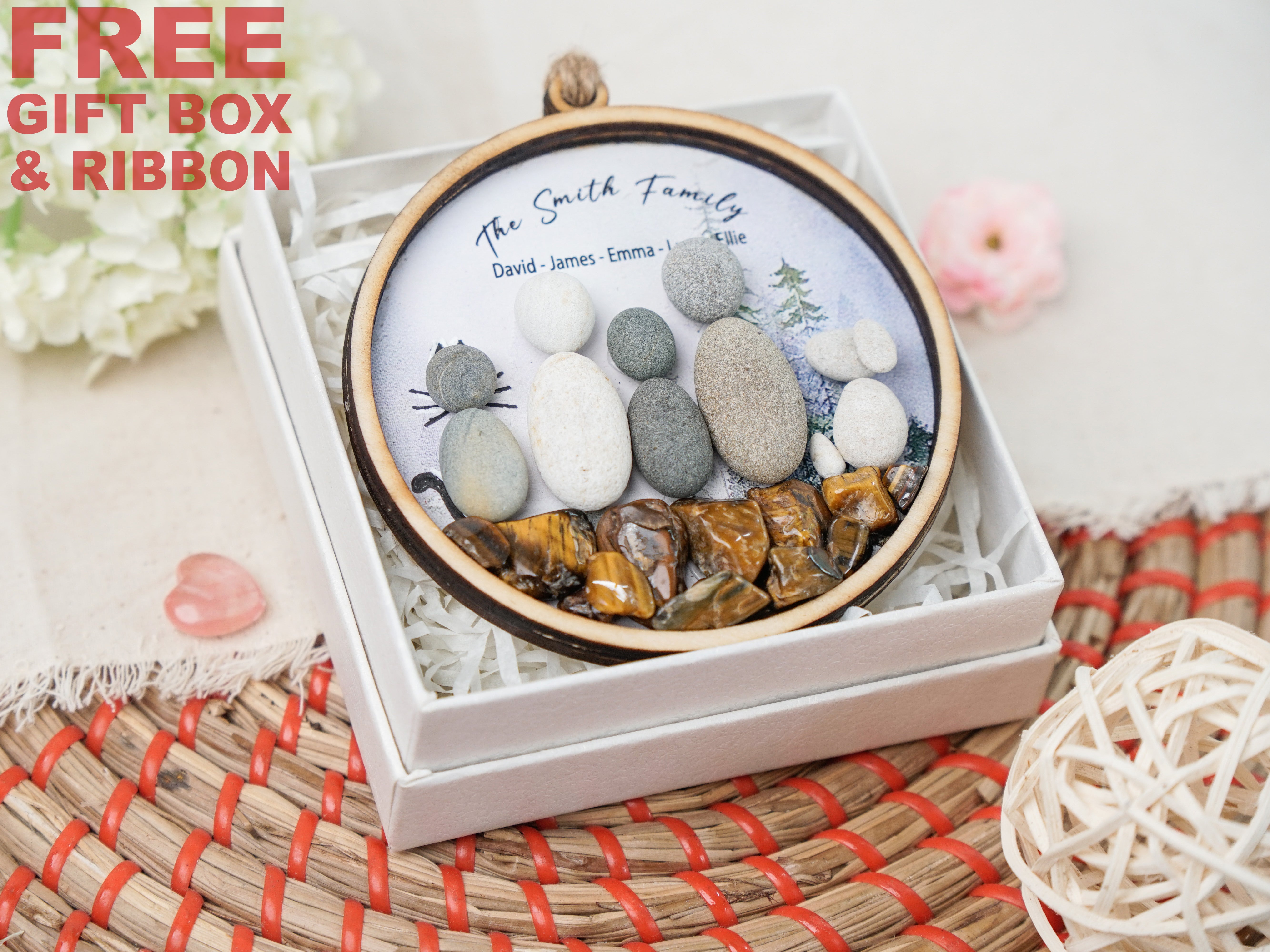 Personalized Family Pebble Ornament, Family Hanging Wall Decor, Our Family Wall Hanger, Family Keepsake Gift For Christmas, Housewarming Gift, Custom Name Family Christmas Gift