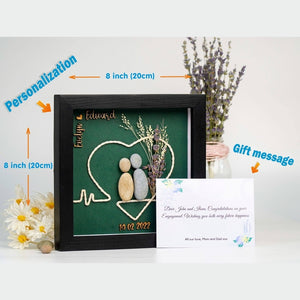 First Date Memories Pebbles Handmade couple with flower by Dovaart.com