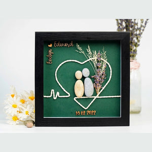 First Date Memories Pebbles Handmade couple with flower by Dovaart.com