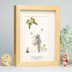 Wedding gifts pebble art the bride and groom in the wedding dress by Dovaart.com