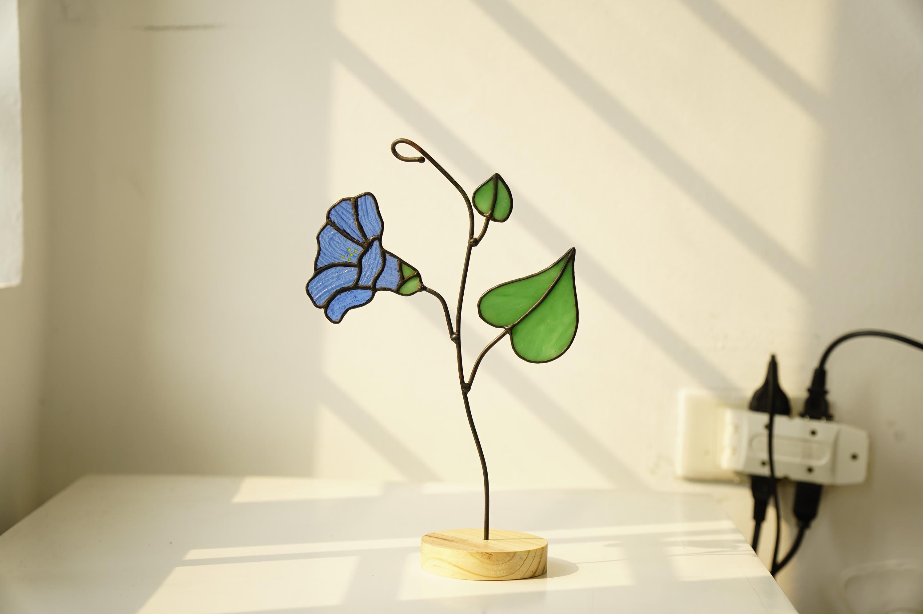 Morning Glory Stained Glass birth month flower gift for Mom, September birth flower Sun catcher Gift for gramma, Birthday, Teacher